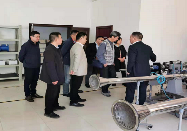 國(guó)家流量?jī)x表評(píng)價(jià)計(jì)量測(cè)試聯(lián)盟主席張濤教授一行調(diào)研四方光電